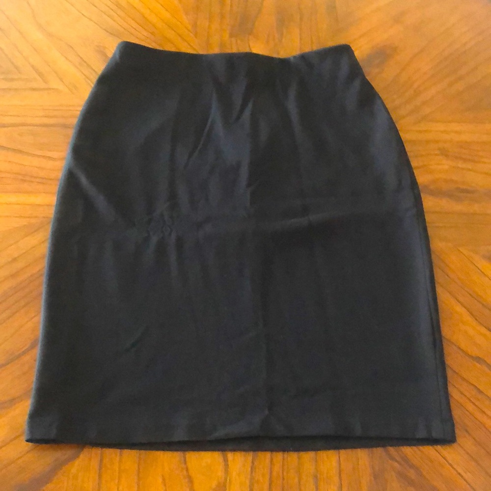 Black Pencil Skirt - Size 6